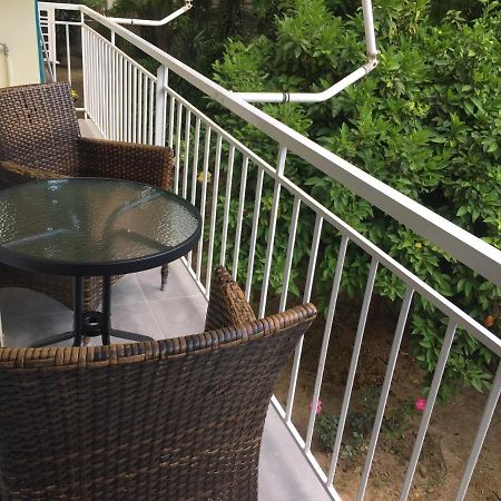 Luxury Apartment Next To The Sea Beach เอเธนส์ ภายนอก รูปภาพ