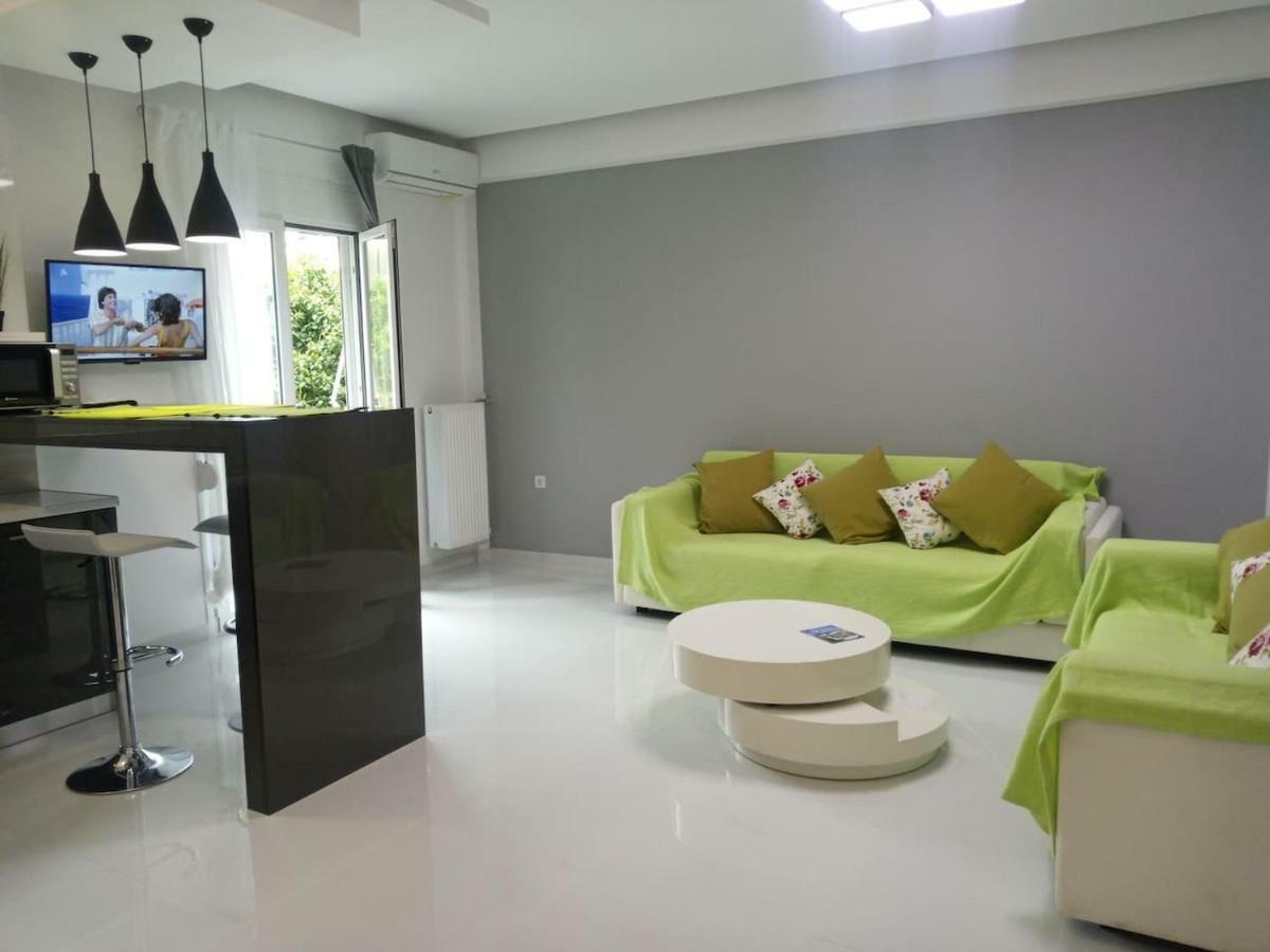 Luxury Apartment Next To The Sea Beach เอเธนส์ ภายนอก รูปภาพ