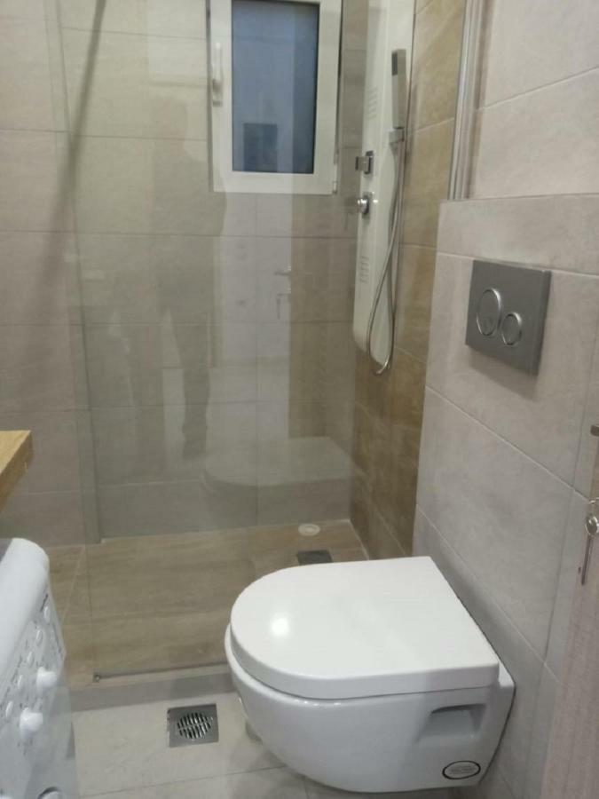 Luxury Apartment Next To The Sea Beach เอเธนส์ ภายนอก รูปภาพ