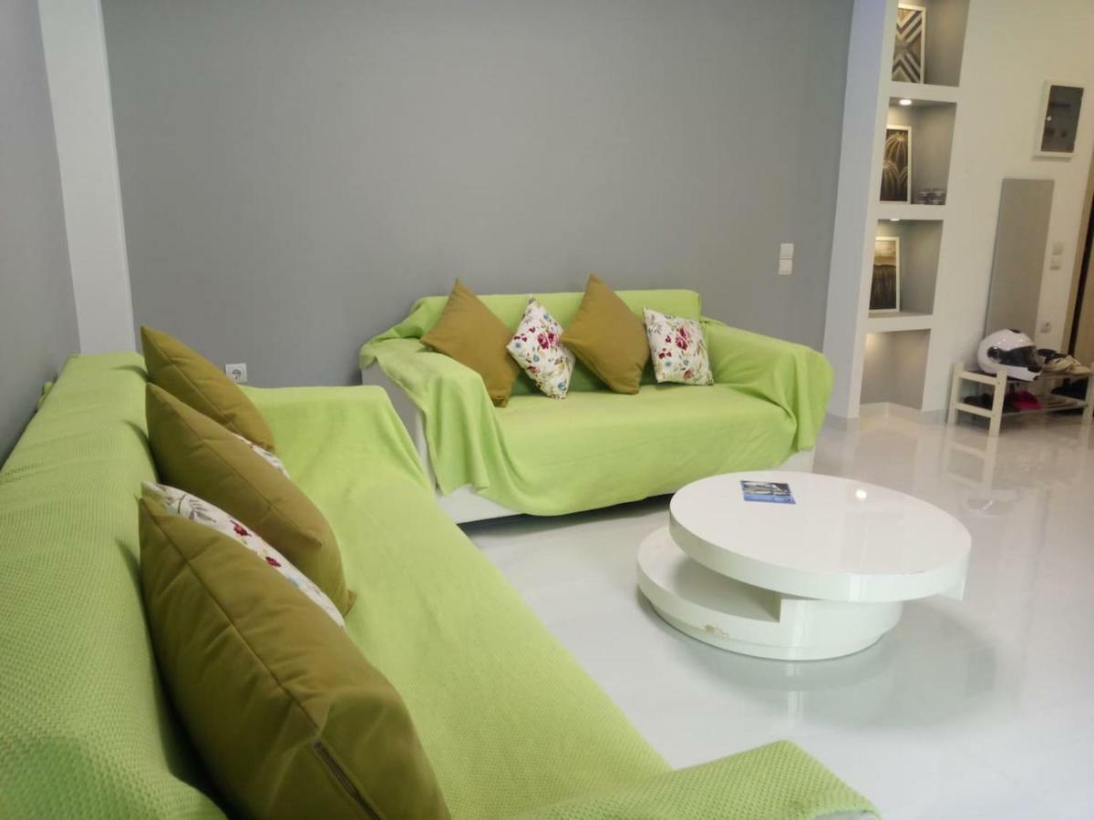 Luxury Apartment Next To The Sea Beach เอเธนส์ ภายนอก รูปภาพ